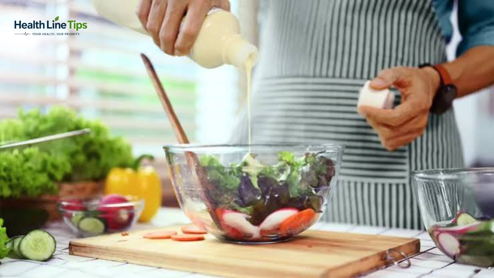 9-Healthiest-Salad-Dressings-906025